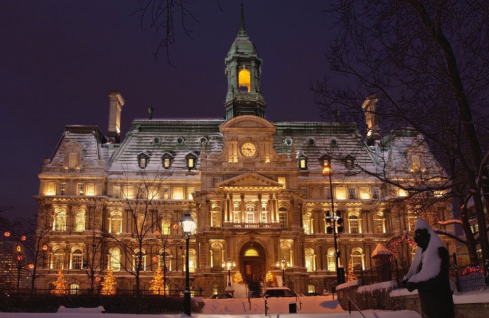 montreal-city-hall-front