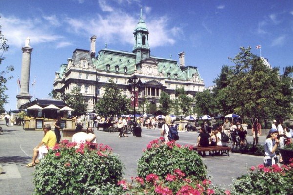 Old Montreal Place Jaques Cartier